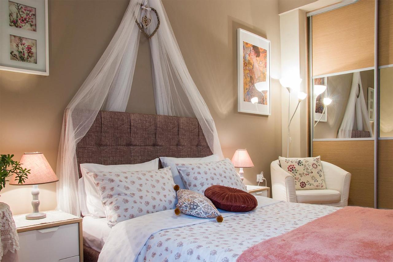 City Stay Close To The Metro A Charming Flat Athens Luaran gambar
